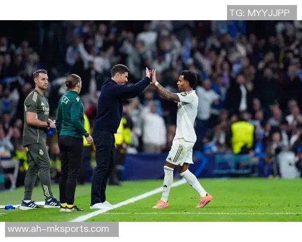 皇马：6000万天才成弃将，阿隆索麾下0进场冬窗脱离，罗马诺证明